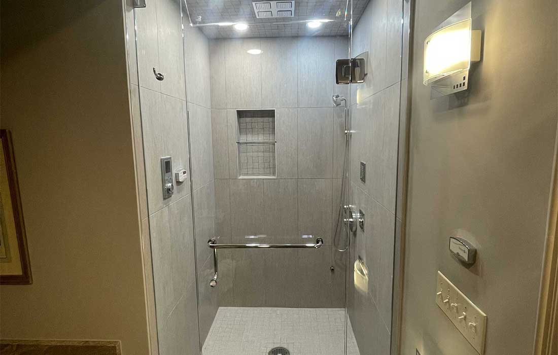 Frameless Glass shower doors by Glass Tech NJ